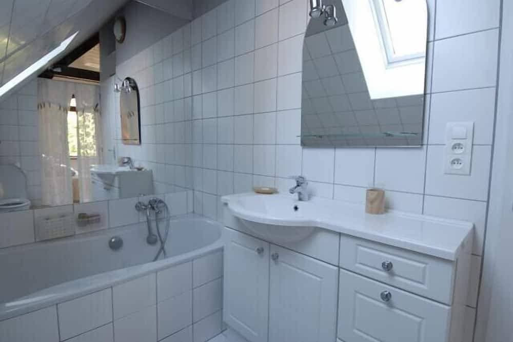 Foto 4 von 24: La Villa Flore, Reetdachhaus mit Charme, 330 m vom Meer und 6 km von Étretat entfernt!