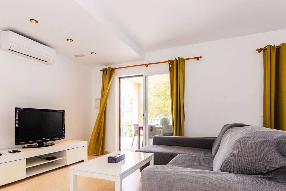 Foto 13 von 27: Cala Mendia Beach House 2 es with direct access to the beach and sea views