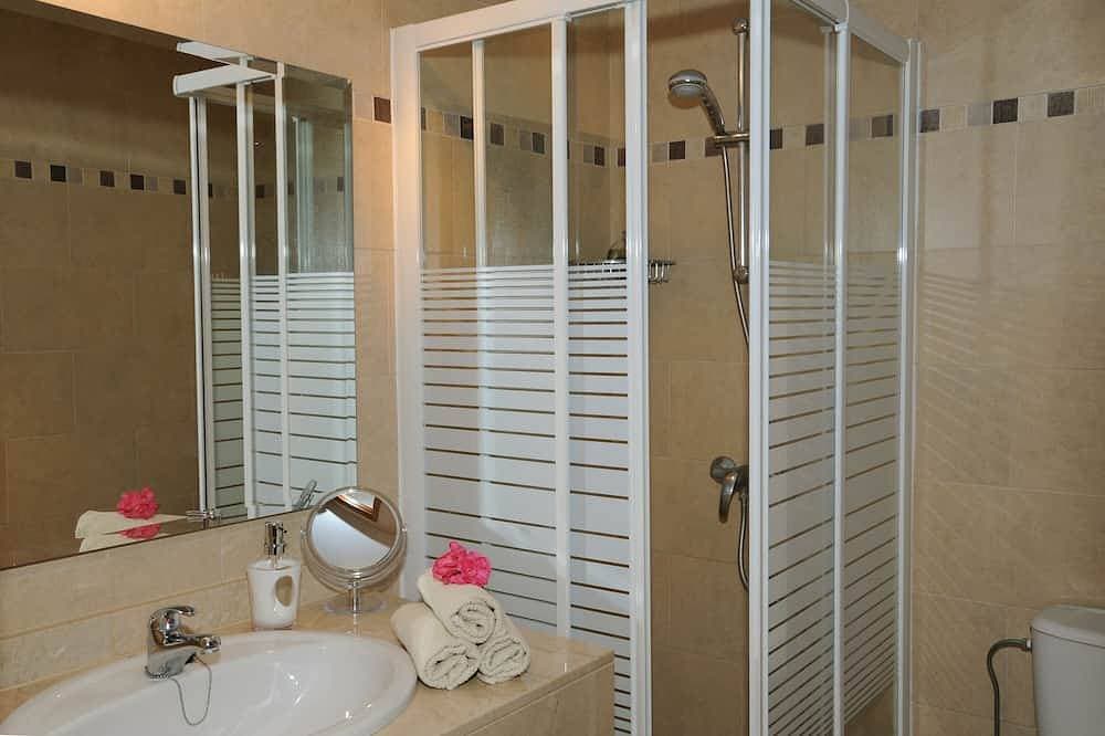 Foto 4 von 24: Penthouse-Wohnung Vista Sol, große Dachterrasse mit Gartenanlage und großem Pool