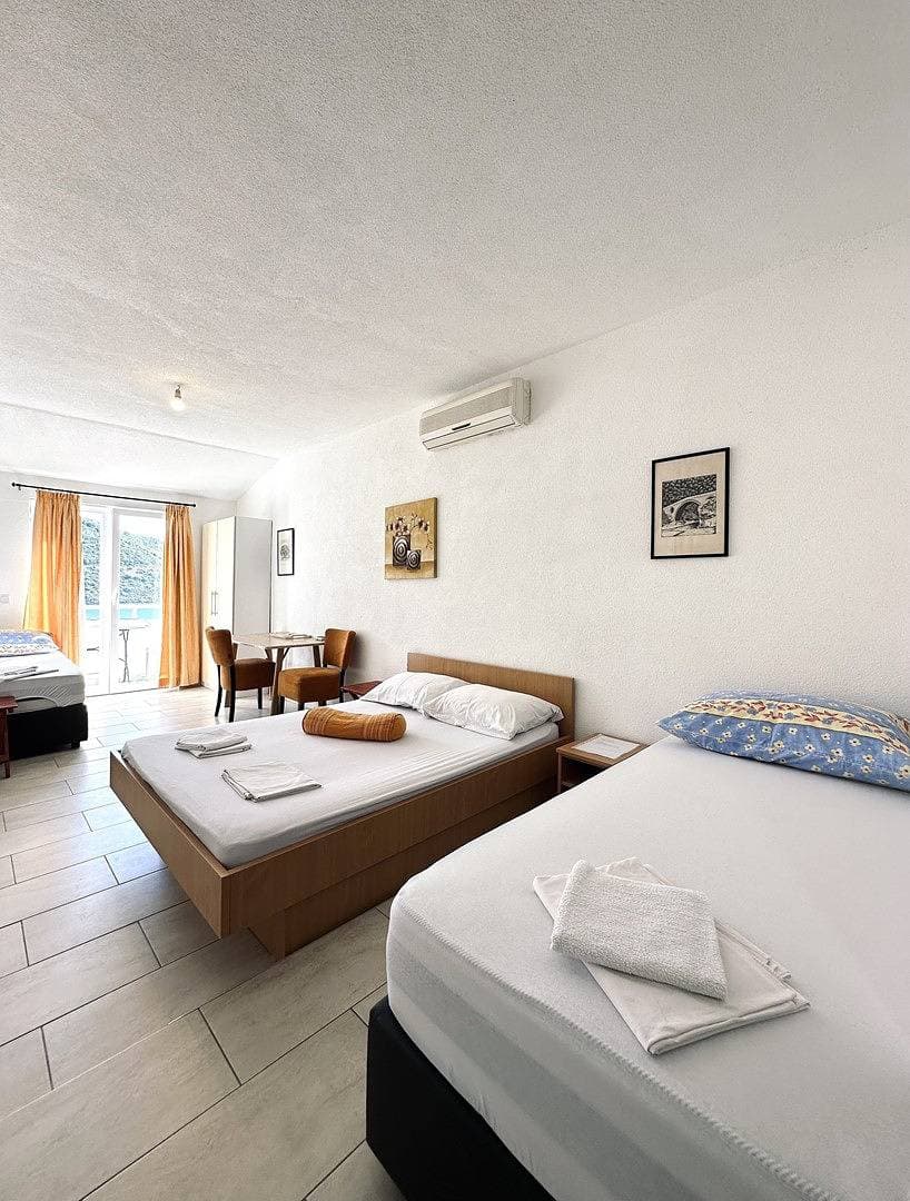 Foto 7 von 12: Ferienwohnung für 4 Personen mit Balkon/Terrasse
