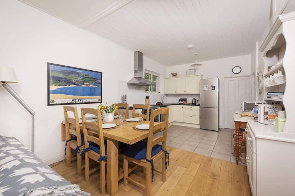 Foto 12 von 18: Wunderschönes Ferienhaus mit privatem Parkplatz und Garten