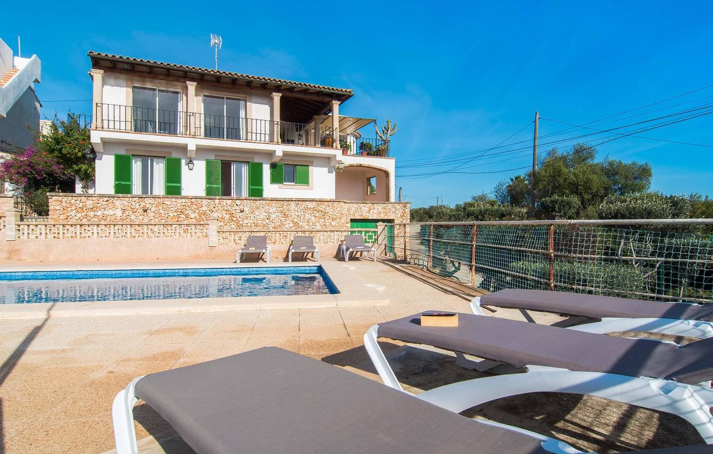 Foto 6 von 32: Apartment mit Meerblick, Pool, Terrasse und Grill 900 m von Caló des Homes Morts entfernt