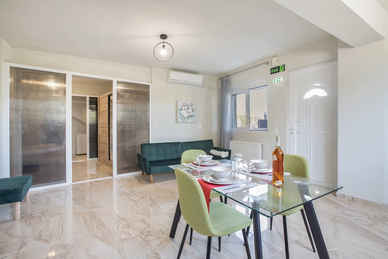 Foto 5 von 23: Studio-Apartment mit Bergblick, WLAN und Klimaanlage