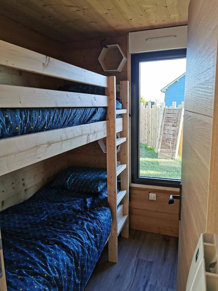 Foto 12 von 16: Three-Bedroom House
