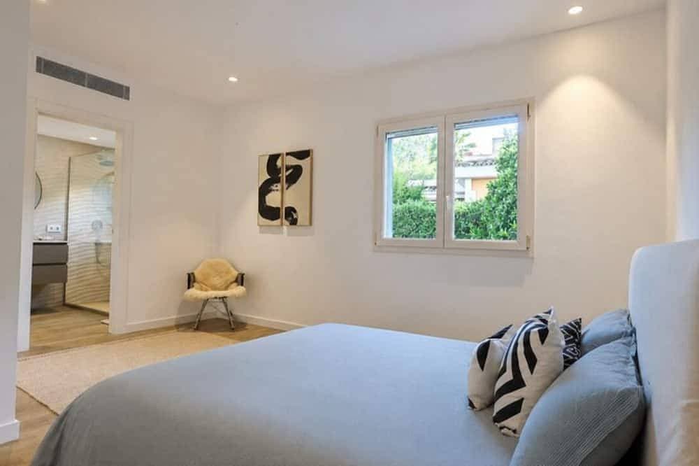 Foto 3 von 19: Luxusvilla in Santa Ponsa – Privater Pool, Terrasse und strandnah