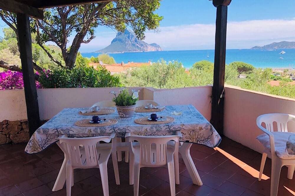 Two-room apartment Corbezzolo Sea View 250 mt beach Porto Taverna 1