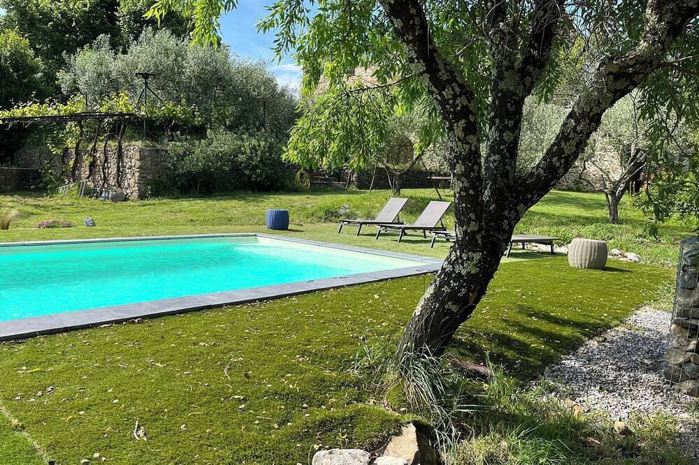 Foto 11 von 14: Gites du Bouscas La Murette 3 star rating Atypical stone arched studio apartment