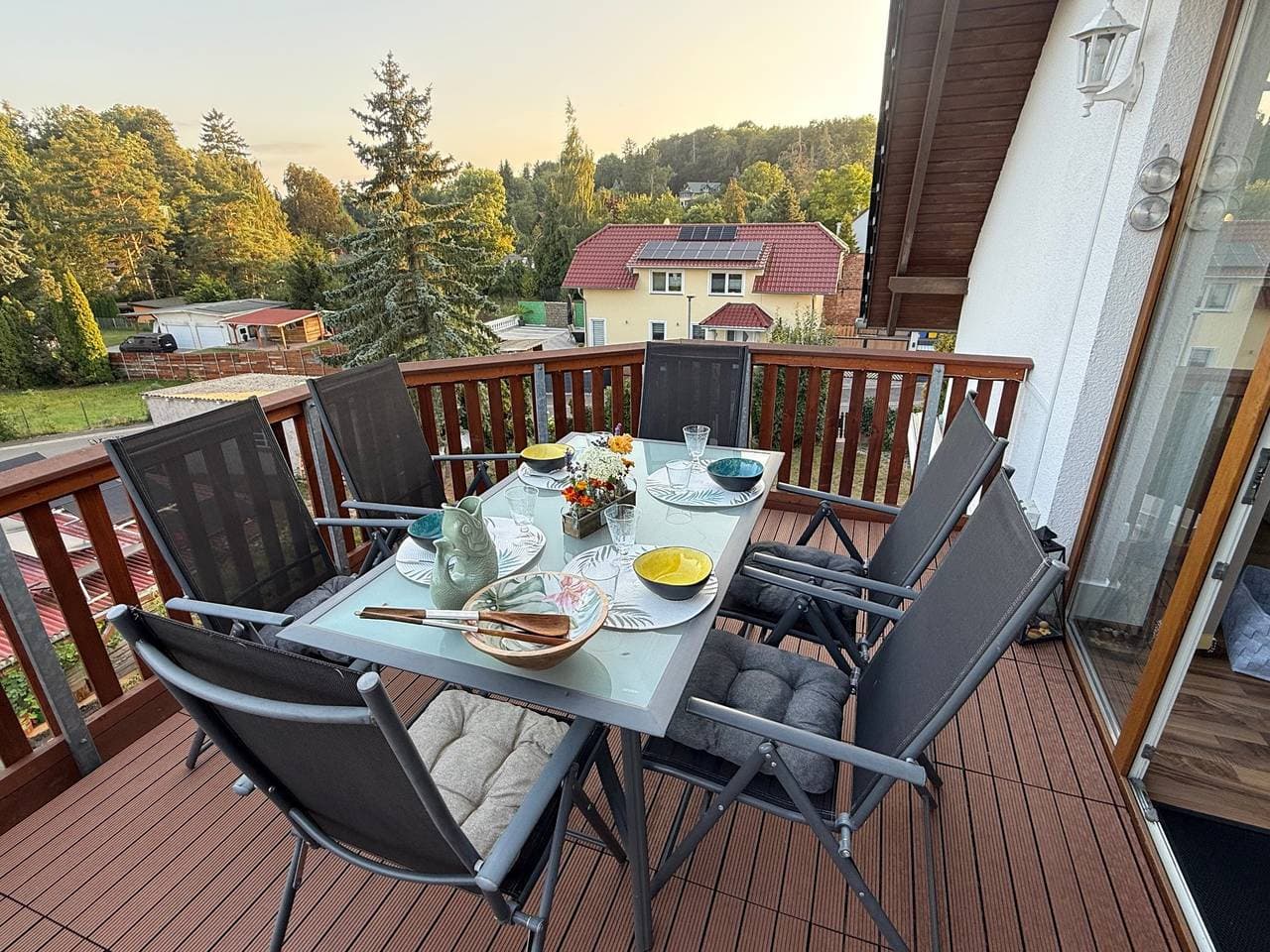 Foto 3 von 32: Ferienwohnung Am Kruchenplan - Fw mit offenen Wohnzimmer mit Küche und Balkon, 2 Schlafzimmer und Bad - 95qm für max. 5 Personen