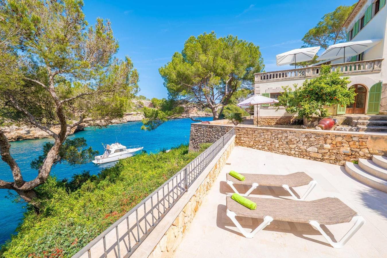 Foto 4 von 68: Villa Cala Figuera - Villa mit privatem Pool, direktem Zugang zum Meer und kostenloses WLAN