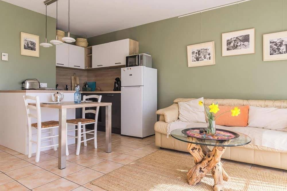 Foto 12 von 16: Charmante Wohnung mit Süd-Garten, Haustiere Erlaubt, Parkplatz, Barfleur