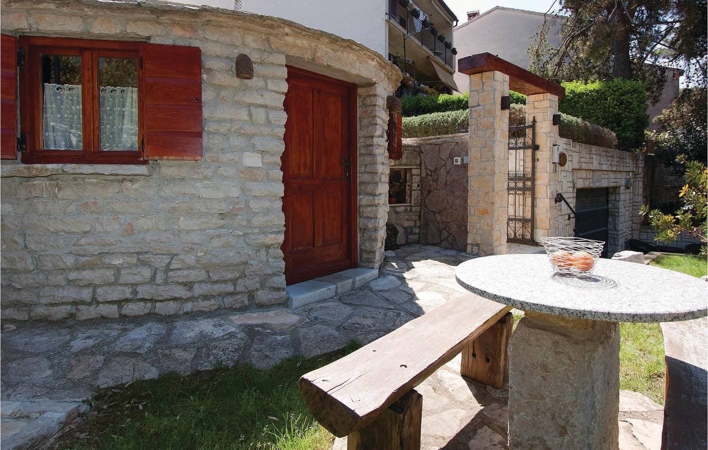 Foto 8 von 30: Charmante Ferienwohnung mit Terrasse, WLAN und Zugang zum Strand – der ideale Urlaubsort!