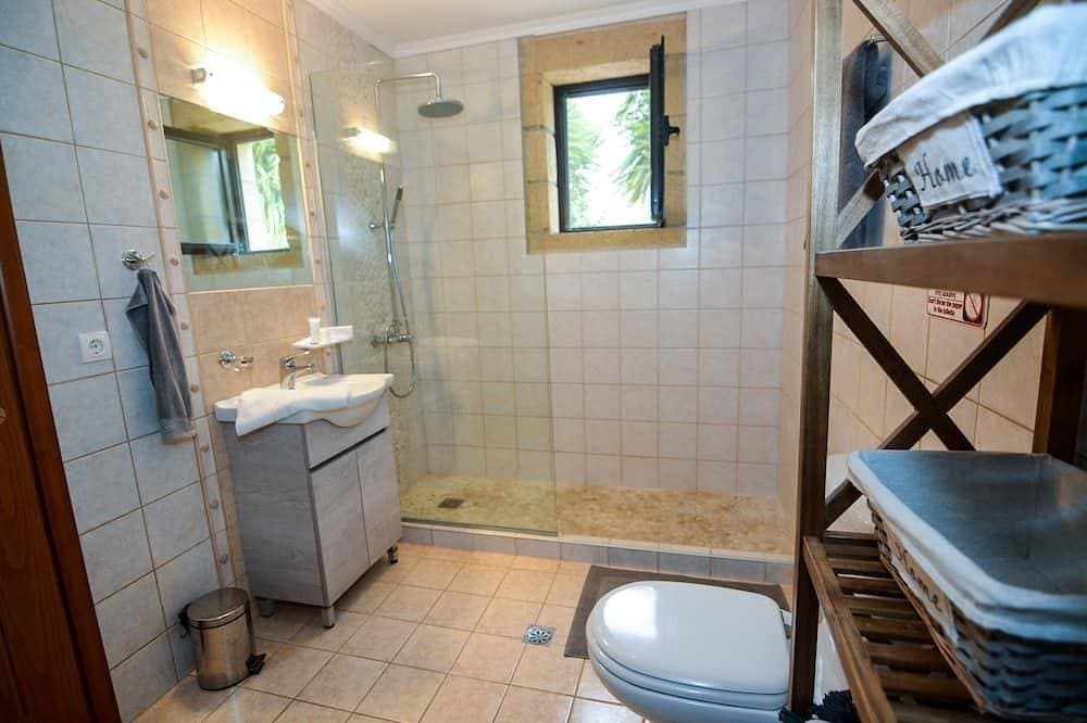 Foto 4 von 30: Charmante Villa mit Panoramablick auf das Meer, 1,5 km von den Stränden entfernt, privater Pool.