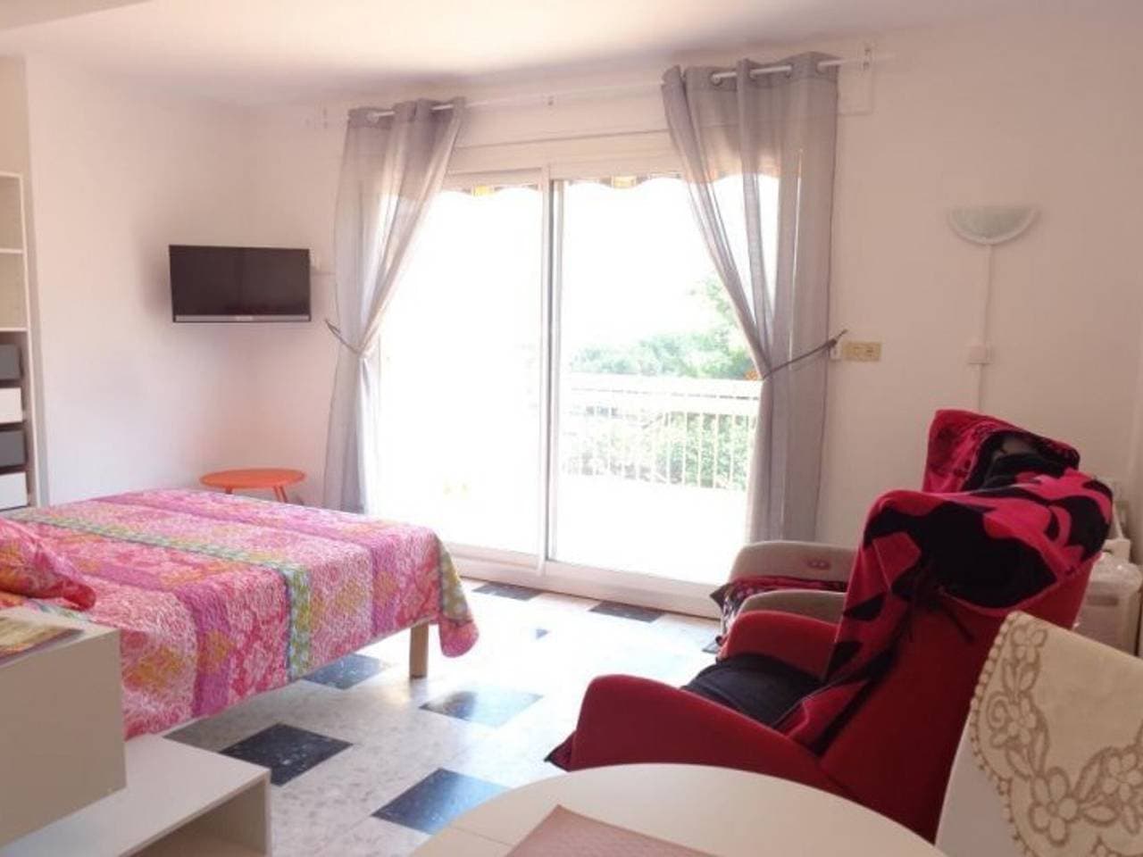 Foto 7 von 10: Gemütliche F1-Wohnung mit Terrasse, Garage und Aufzug - Zentrumsnah in Amélie-les-Bains