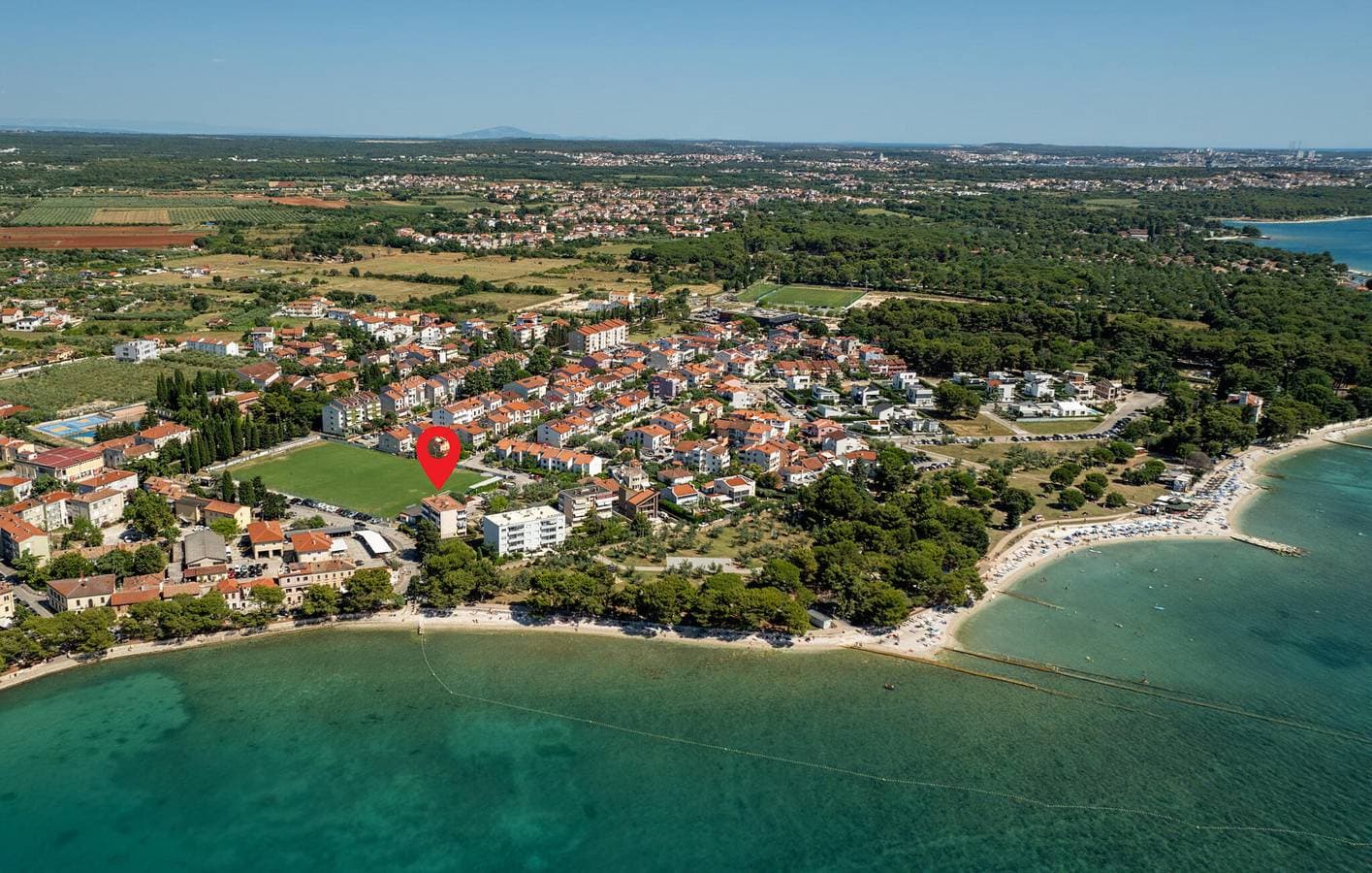 Foto 8 von 34: Gemütliche Ferienwohnung mit Meerblick in der Nähe von Fast-Food-Restaurants und 2 km von der Küste entfernt