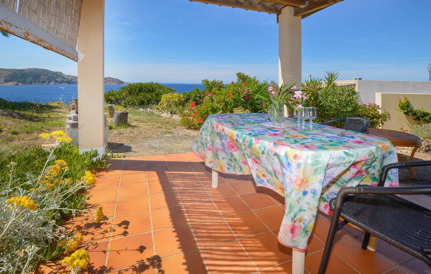 Foto 3 von 17: Gemütlicher Rückzugsort am Strand mit WiFi, Terrasse und Parkplatz