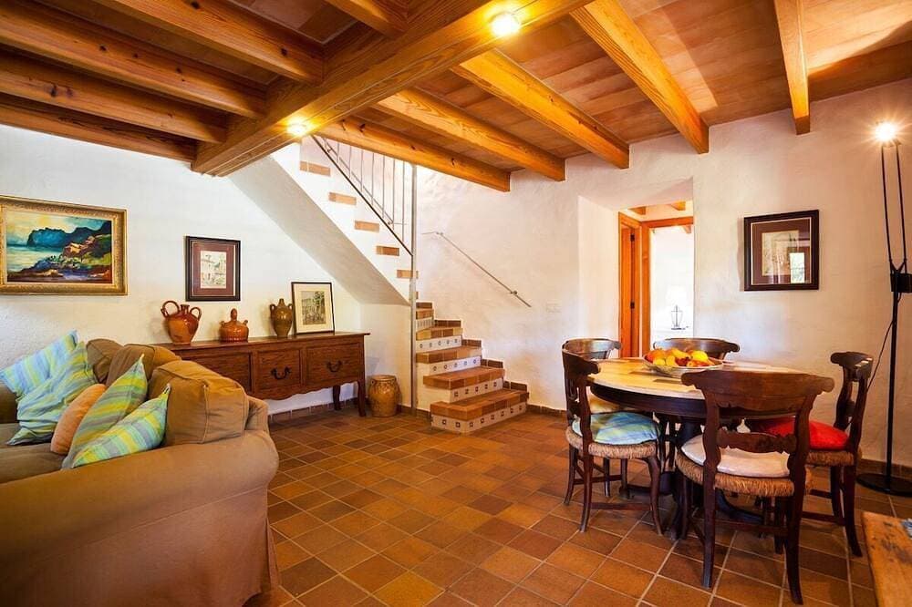 Foto 4 von 10: Catalunya Casas: Villa Gloriosa in den Bergen von Mallorca, nur 8km vom Strand entfernt!