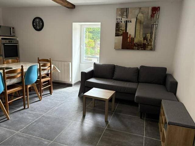 Foto 7 von 9: Four-Bedroom House