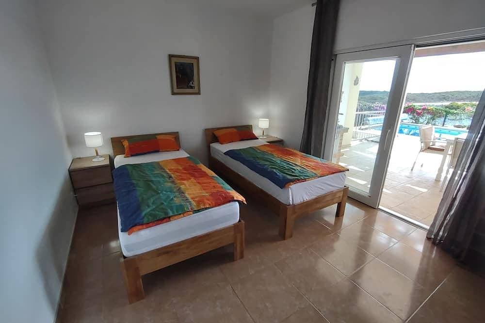 Foto 4 von 27: Ferienhaus \"Ingrina Meerblick\" in Ingrina Sol, (Cerro do Homem) bei Raposeira