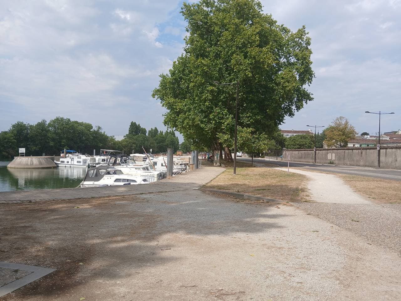 Foto 13 von 18: Entdecken Sie unser Boot in Cognac - 7 bis 9 Pers.
