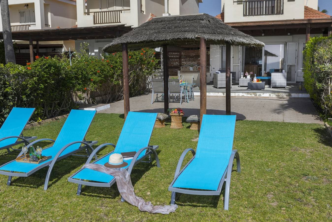 Foto 13 von 27: Beachfront Villa Meneou 5