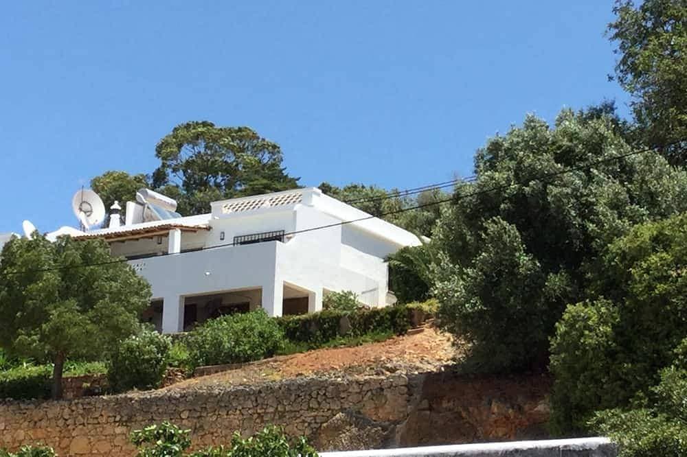 Foto 9 von 30: Luxuriöse Villa mit 2 Schlafzimmern auf der Quinta da Saudade mit 2 Pools, Tennisplatz usw.
