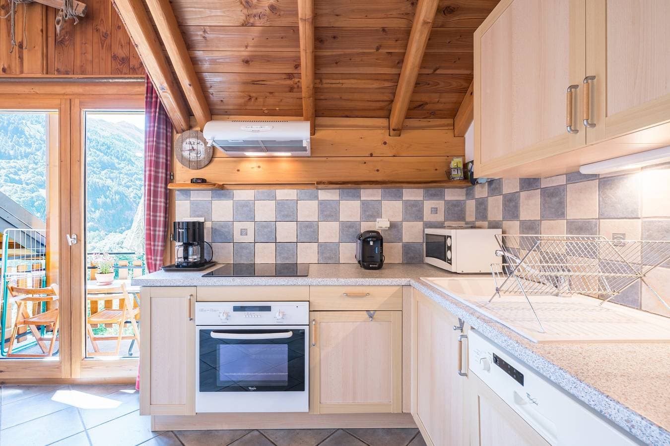 Foto 9 von 20: Chalet 'La Mouliniere 1' mit Bergblick, Balkon und Wi-Fi