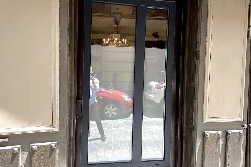 Foto 9 von 16: Cozy Studio st Level in the Very Center of Madrid