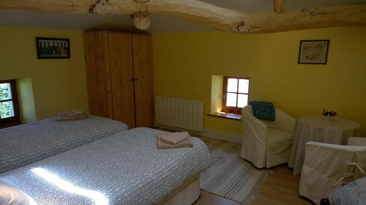 Foto 10 von 16: Double Room with Private Bathroom