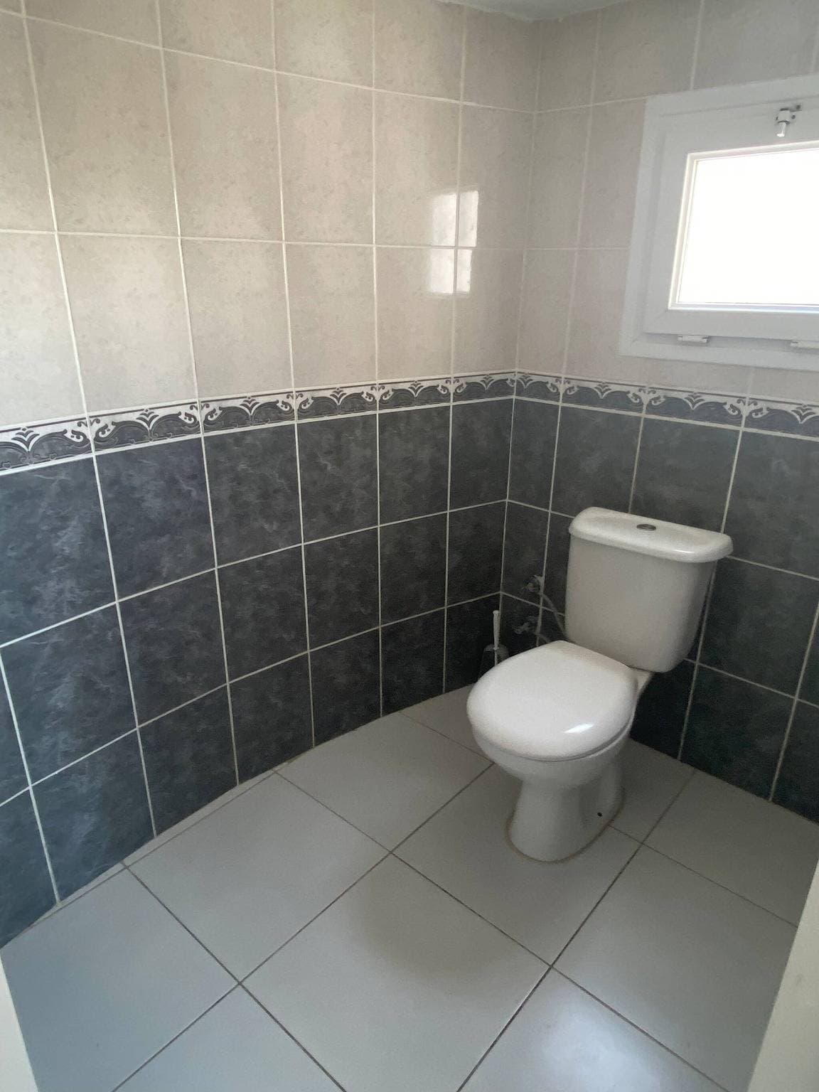 Foto 8 von 16: Atemberaubende Villa mit 3 Schlafzimmern und Meerblick in Bahceli, Zypern