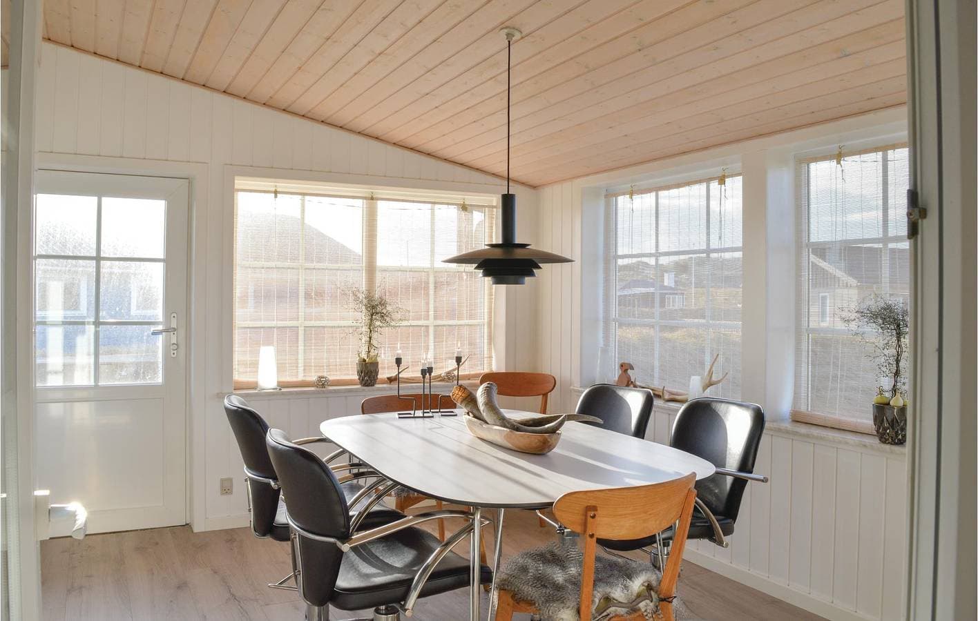 Foto 3 von 12: Ferienhaus für 4 Personen mit Terrasse