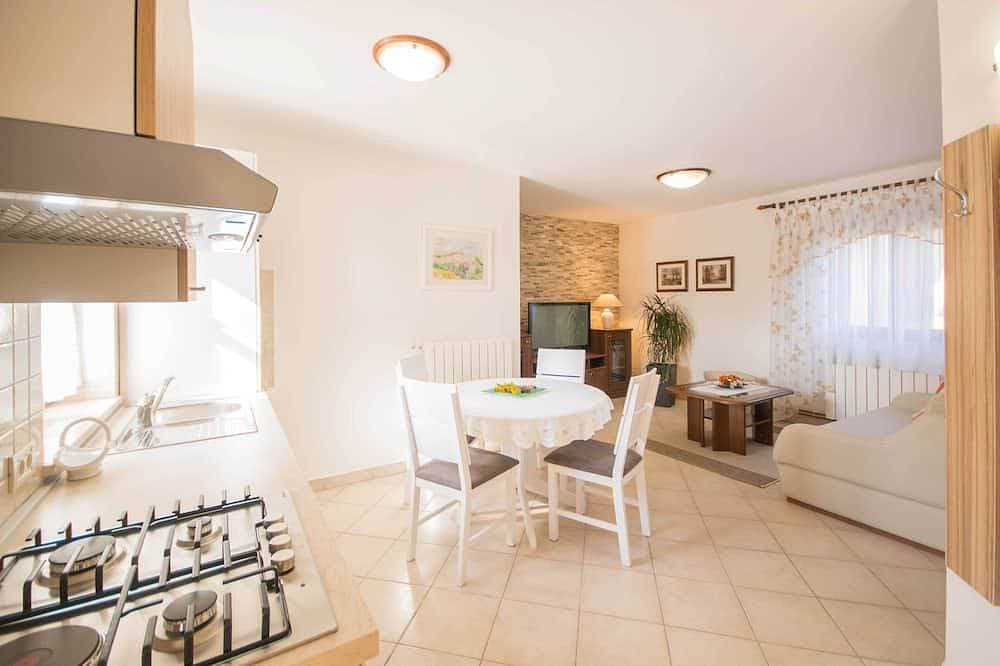 Foto 11 von 30: Ein luxuriöses Haus in einem ruhigen Dorf in der Nähe des Meeres