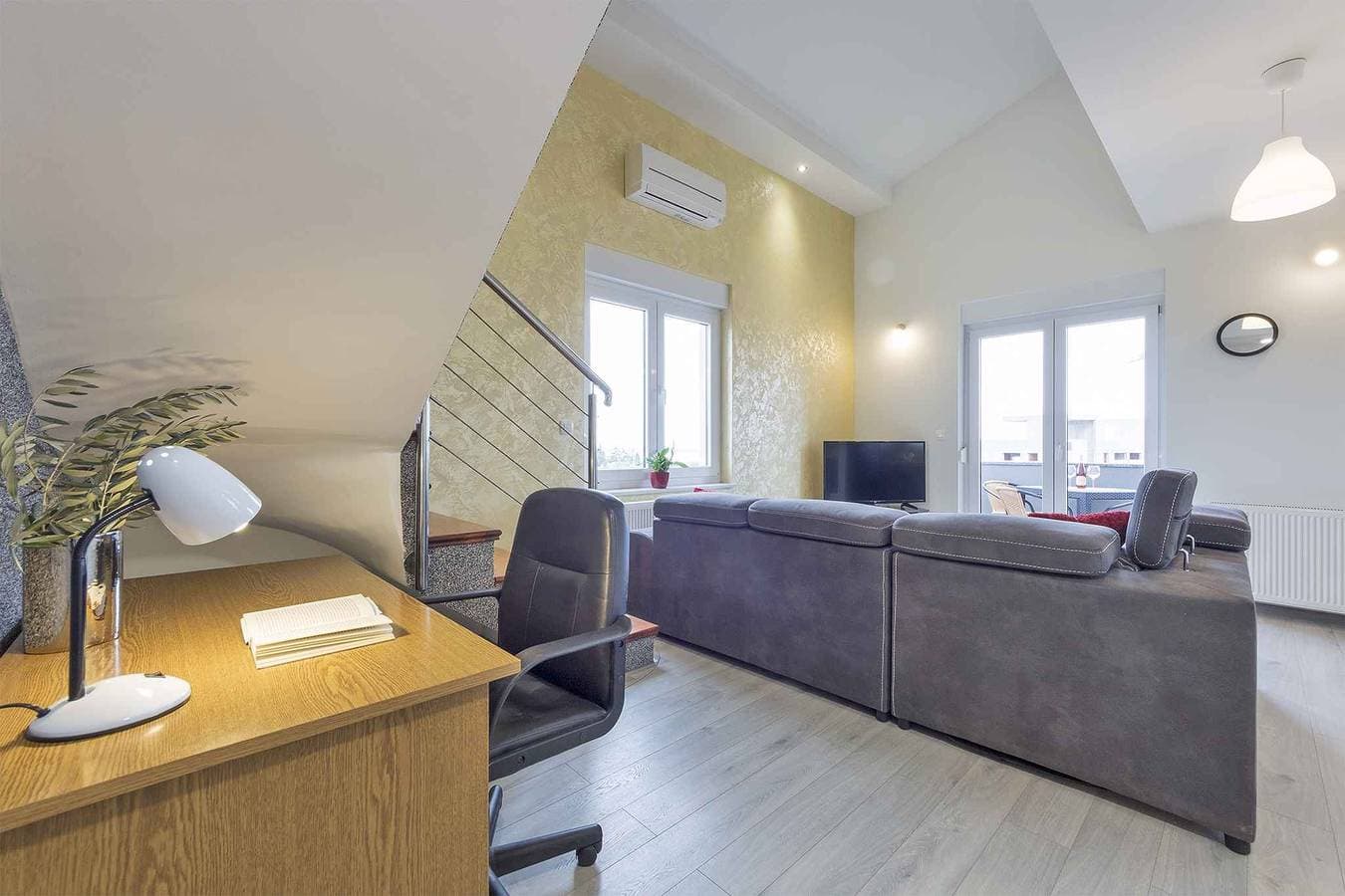 Foto 8 von 29: Ferienwohnung auf zwei Etagen mit Internet