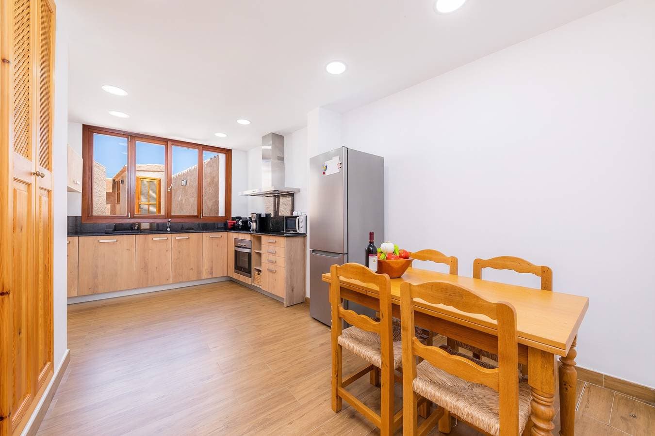 Foto 9 von 30: Ferienhaus "Can Binitu" mit Meerblick, Bergblick, Balkon, Garten & Pool