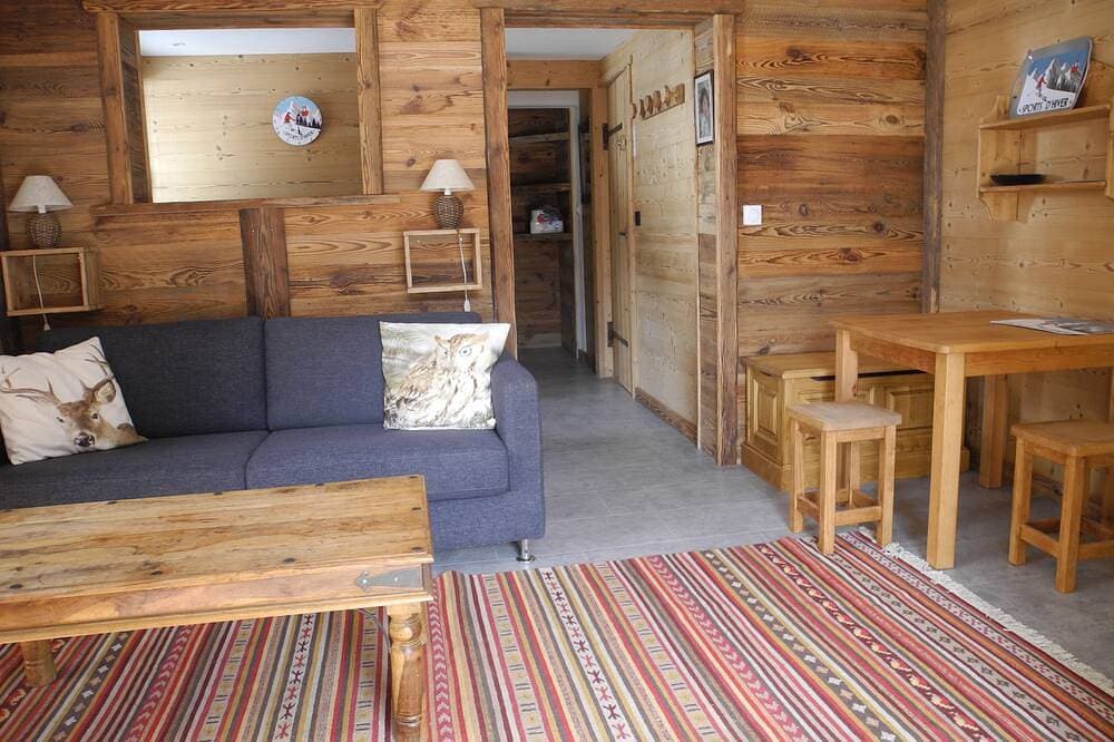 Foto 4 von 13: Studio with mountain charm