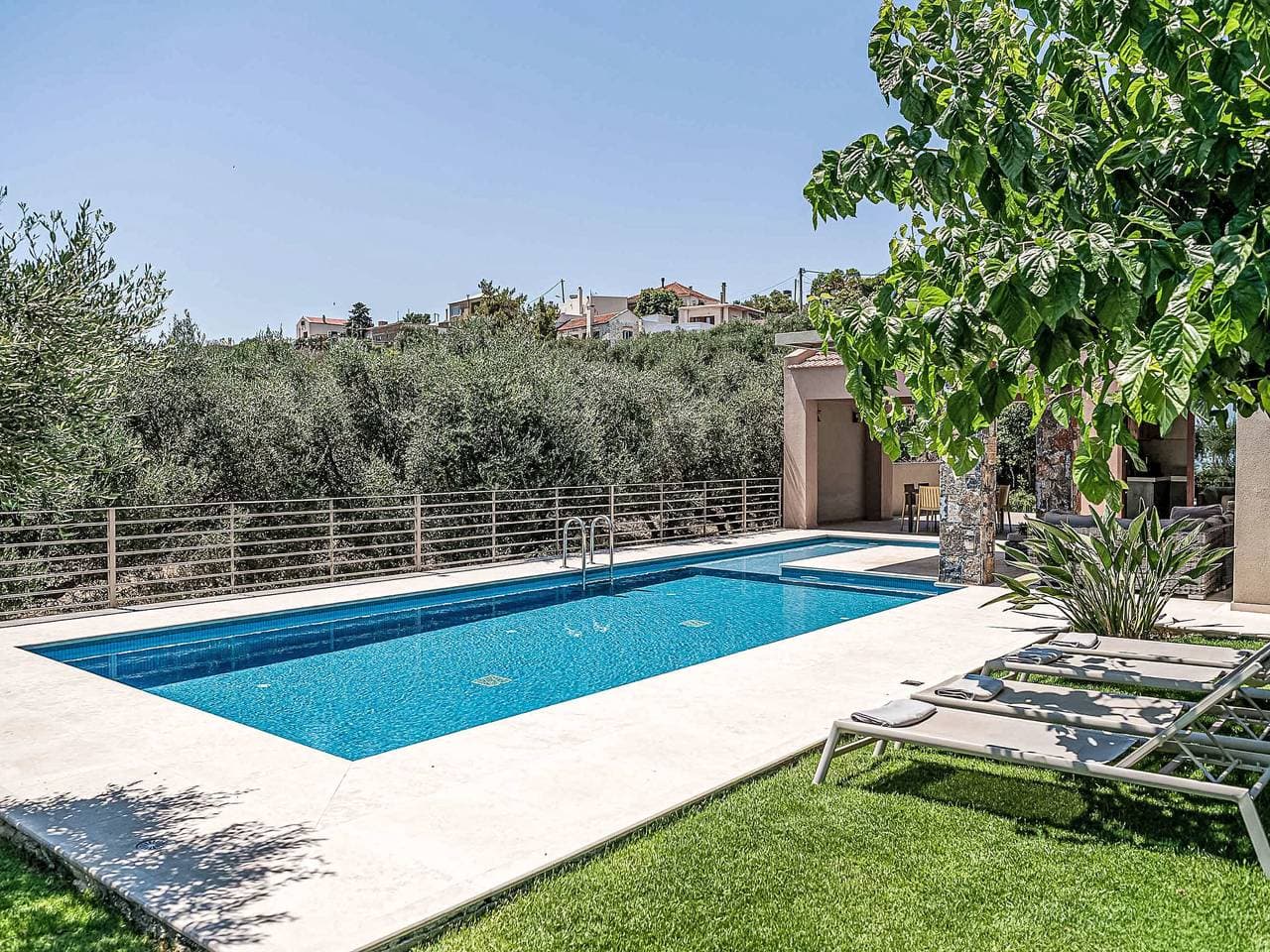 Foto 9 von 56: Villa Fos - Privater Pool, Eleganz und Meerblick