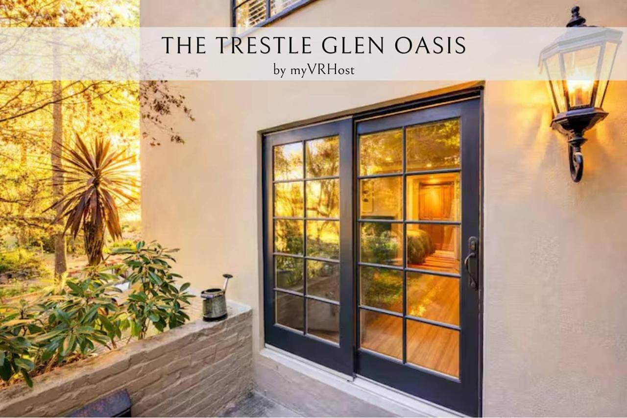 Aesthetically Elegant Downstairs Unit in Oakland 1
