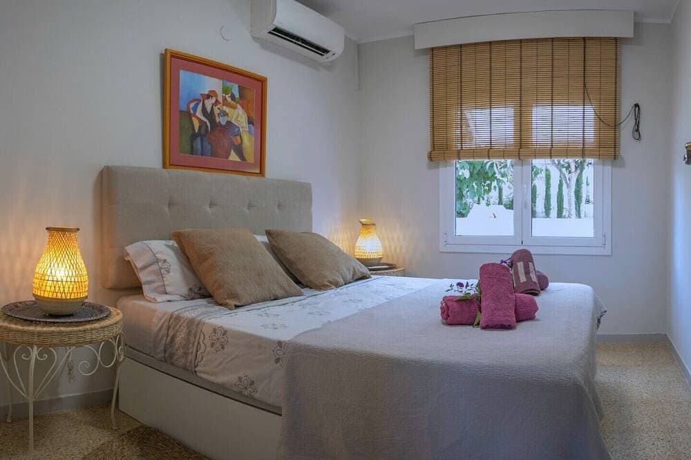 Foto 3 von 30: Ferienhaus 'California Relax bei Sitges' mit privatem Pool, WLAN & Klimaanlage
