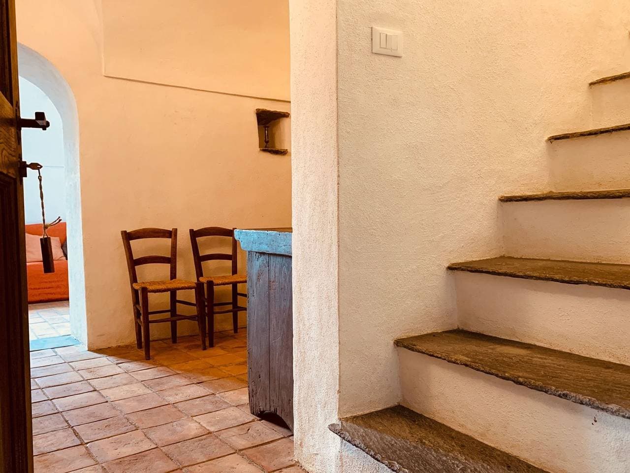 Foto 10 von 33: Für 4 Personen ca. 110 m² in Bajardo, Norditalien (Ligurien)