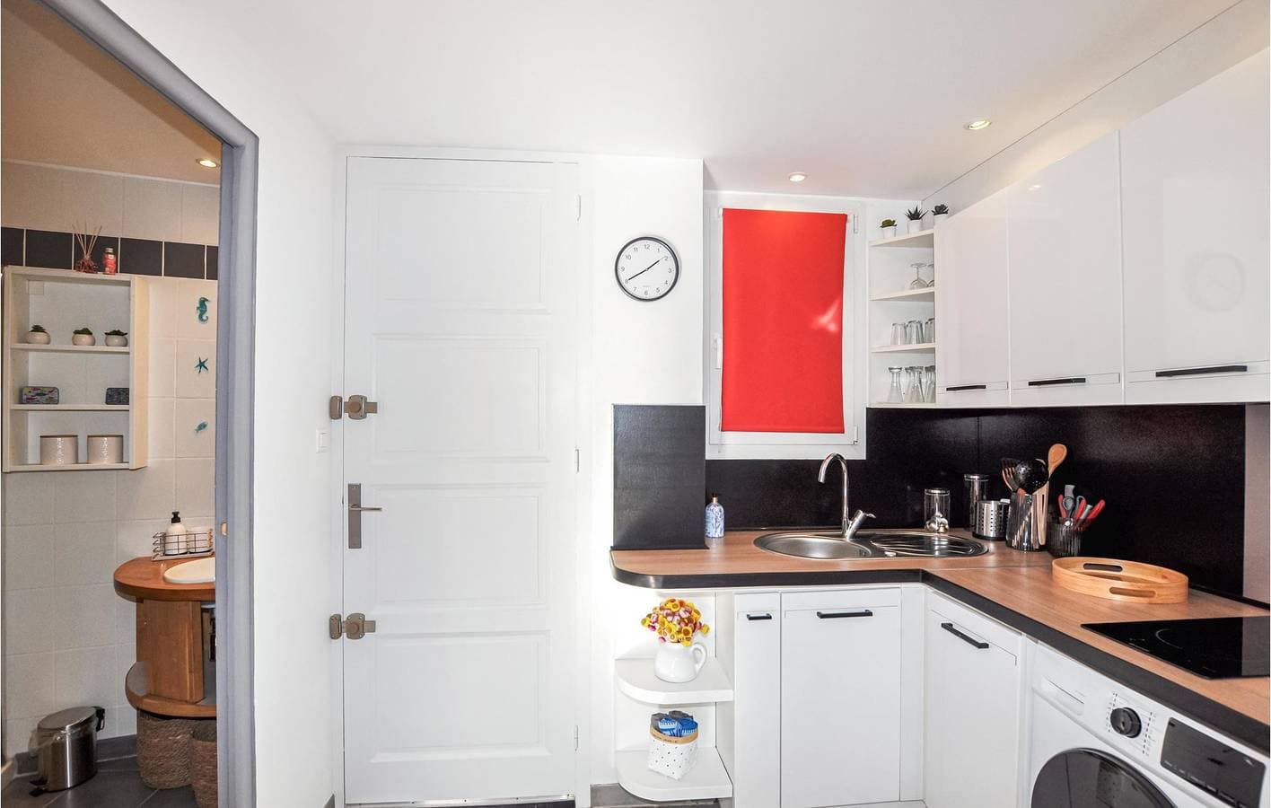 Foto 6 von 15: Apartment mit Meerblick, 200m zum Strand - WiFi, TV & Mehr