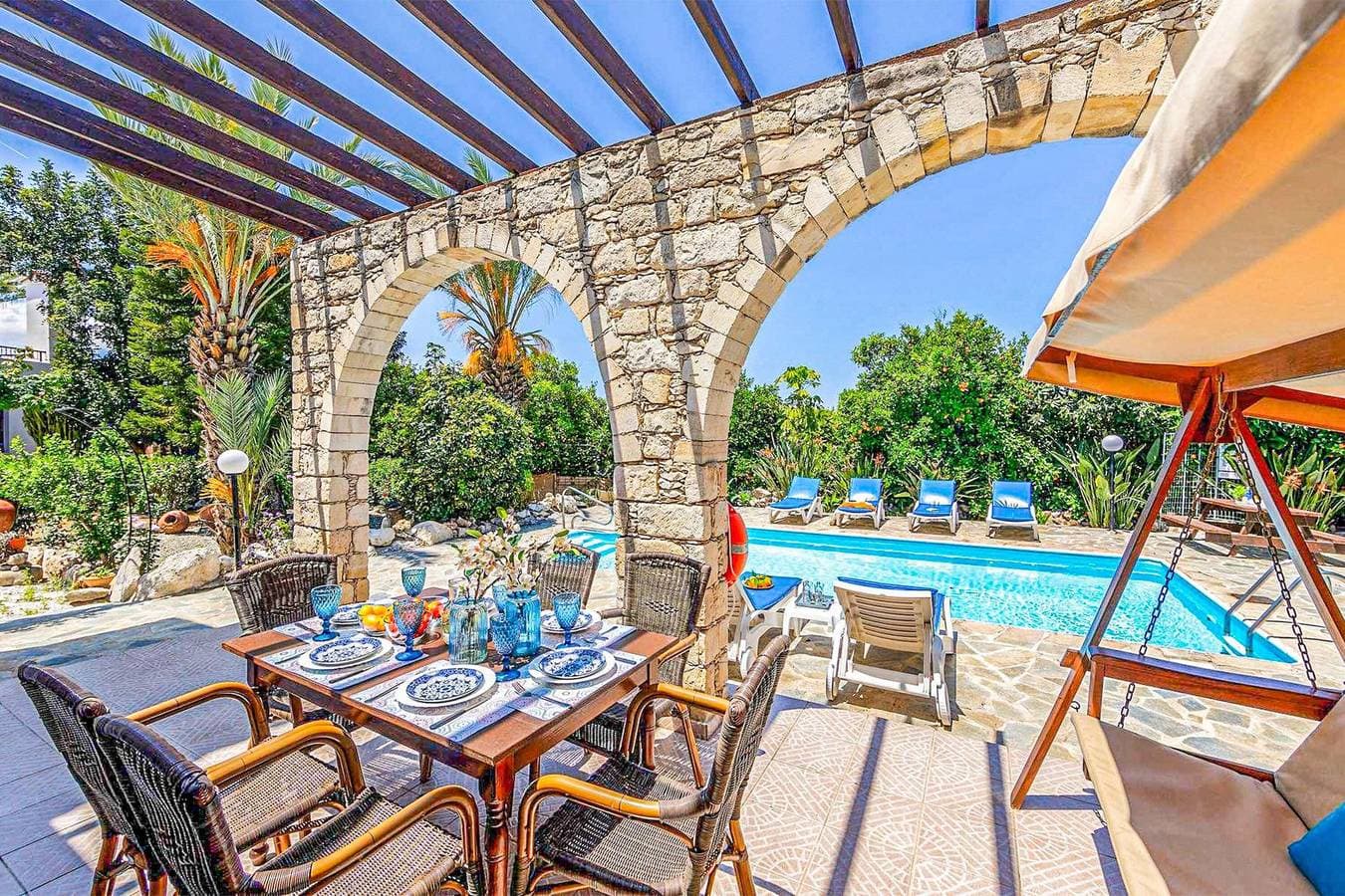 Foto 3 von 29: Villa für 6 Personen mit Terrasse