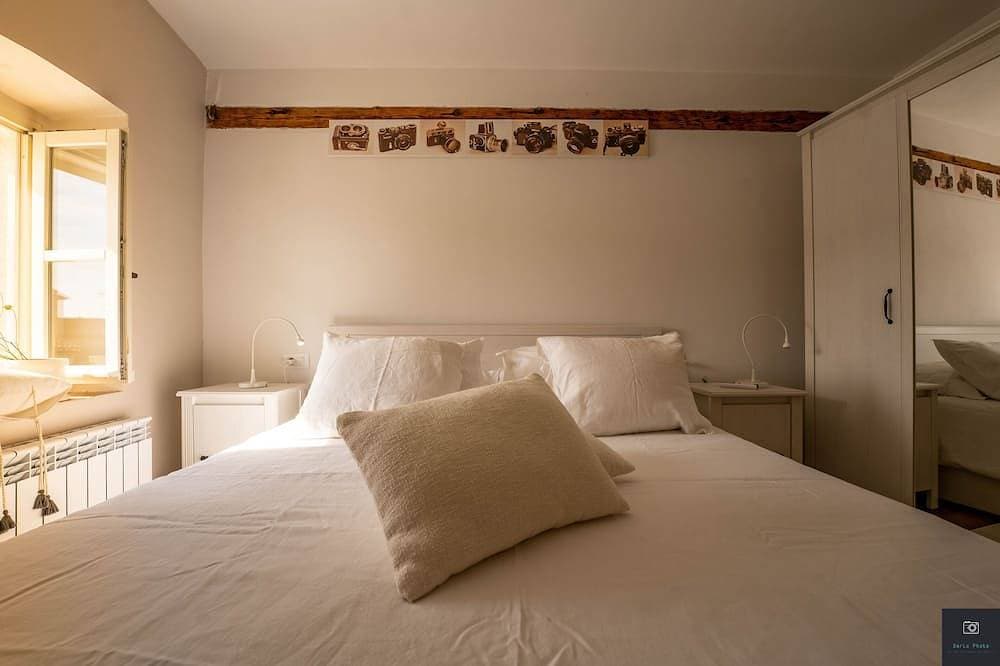 Foto 5 von 30: Cozy and modern remodeled Istrian villa with pool and a separate lounge area.