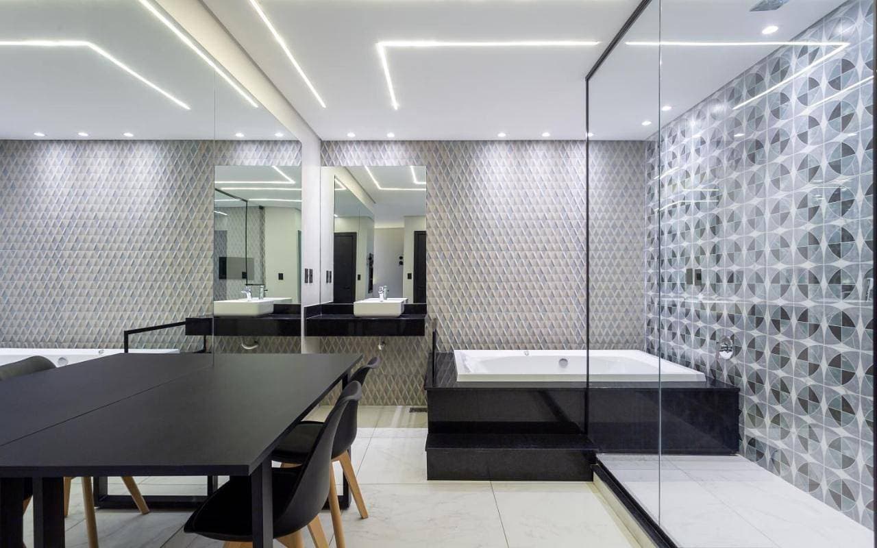 Foto 6 von 13: Studio with Spa Bath
