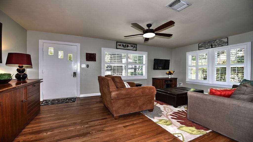 Foto 8 von 8: Comal Cottages on Union #297a