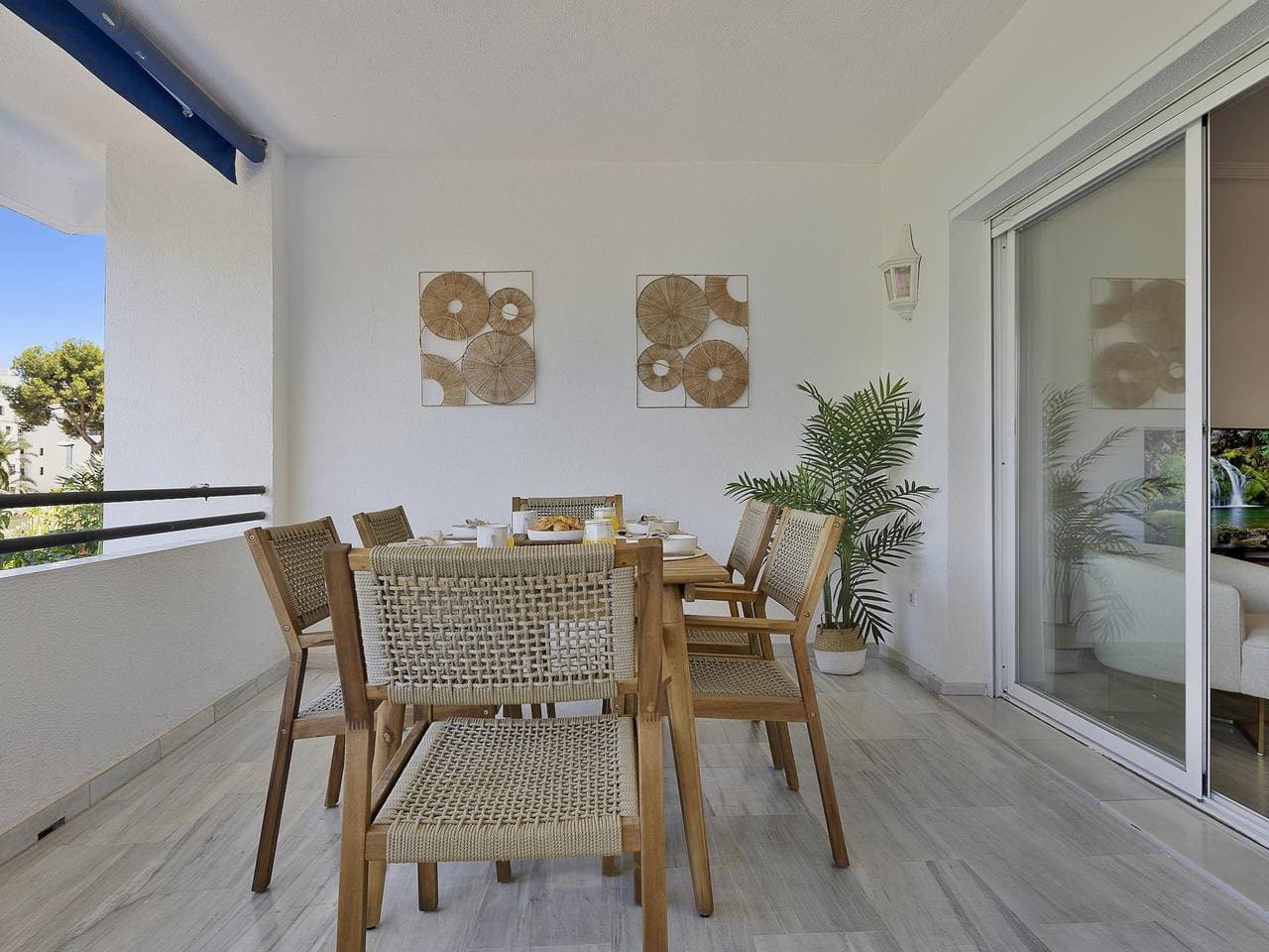 Foto 6 von 43: Ferienwohnung für 4 Personen mit Terrasse