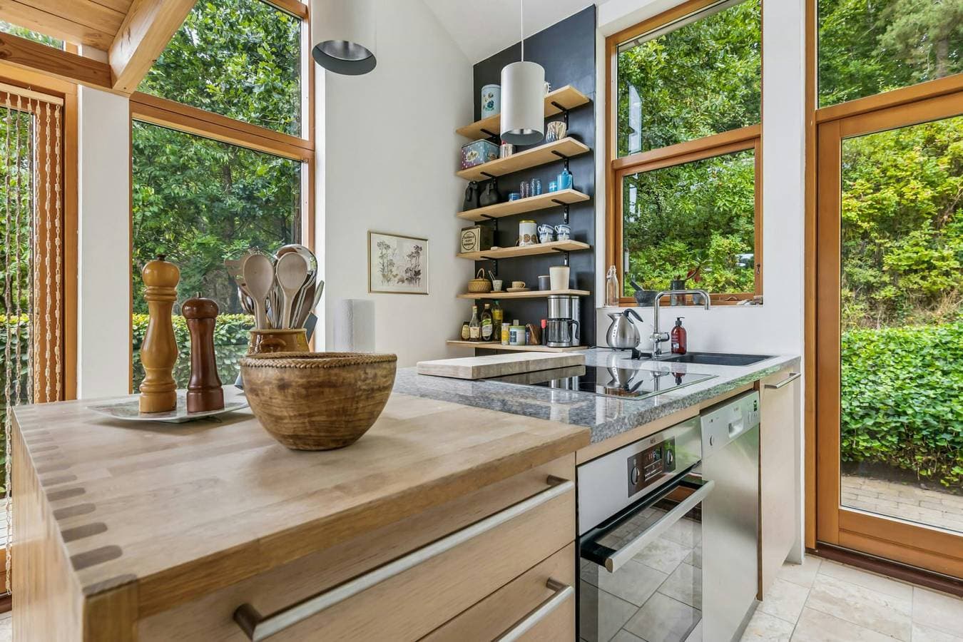 Foto 5 von 21: Architektengezeichnetes Haus in den Mols-Bergen mit wunderschöner Aussicht