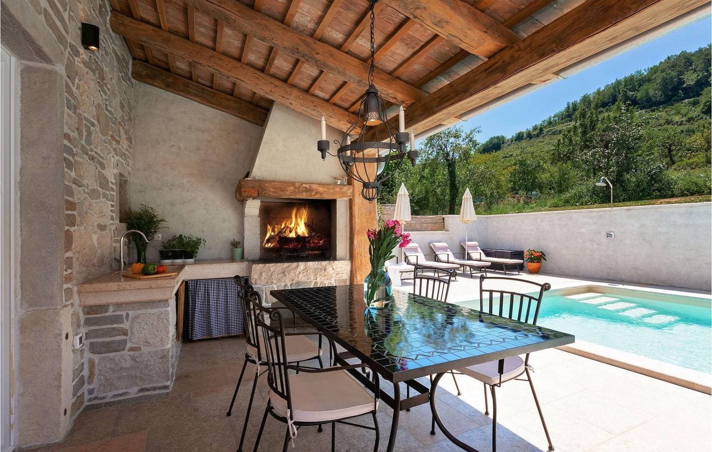 Foto 12 von 61: Charmante 2-Zimmer-Wohnung mit Pool, WLAN und in der Nähe von Novaki Motovunski
