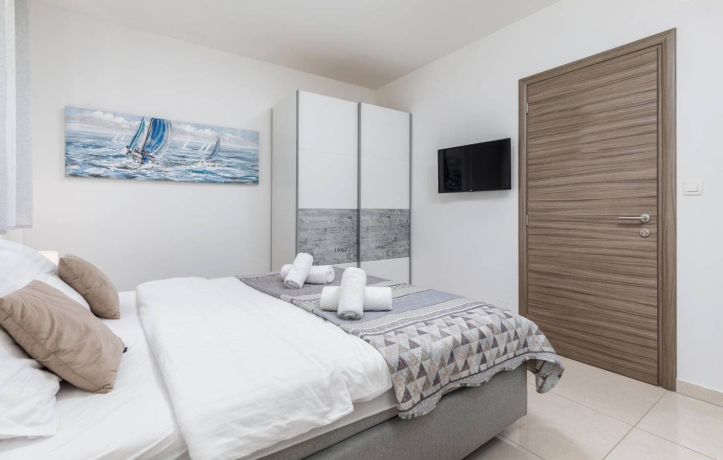Foto 5 von 24: Charmantes Apartment mit WLAN und Blick auf die Landschaft in der Nähe der Küste und von Restaurants