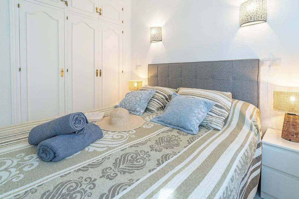 Foto 4 von 30: Strandwohnung in erster Linie mit Pool & Parkplatz – Lubina del Sol