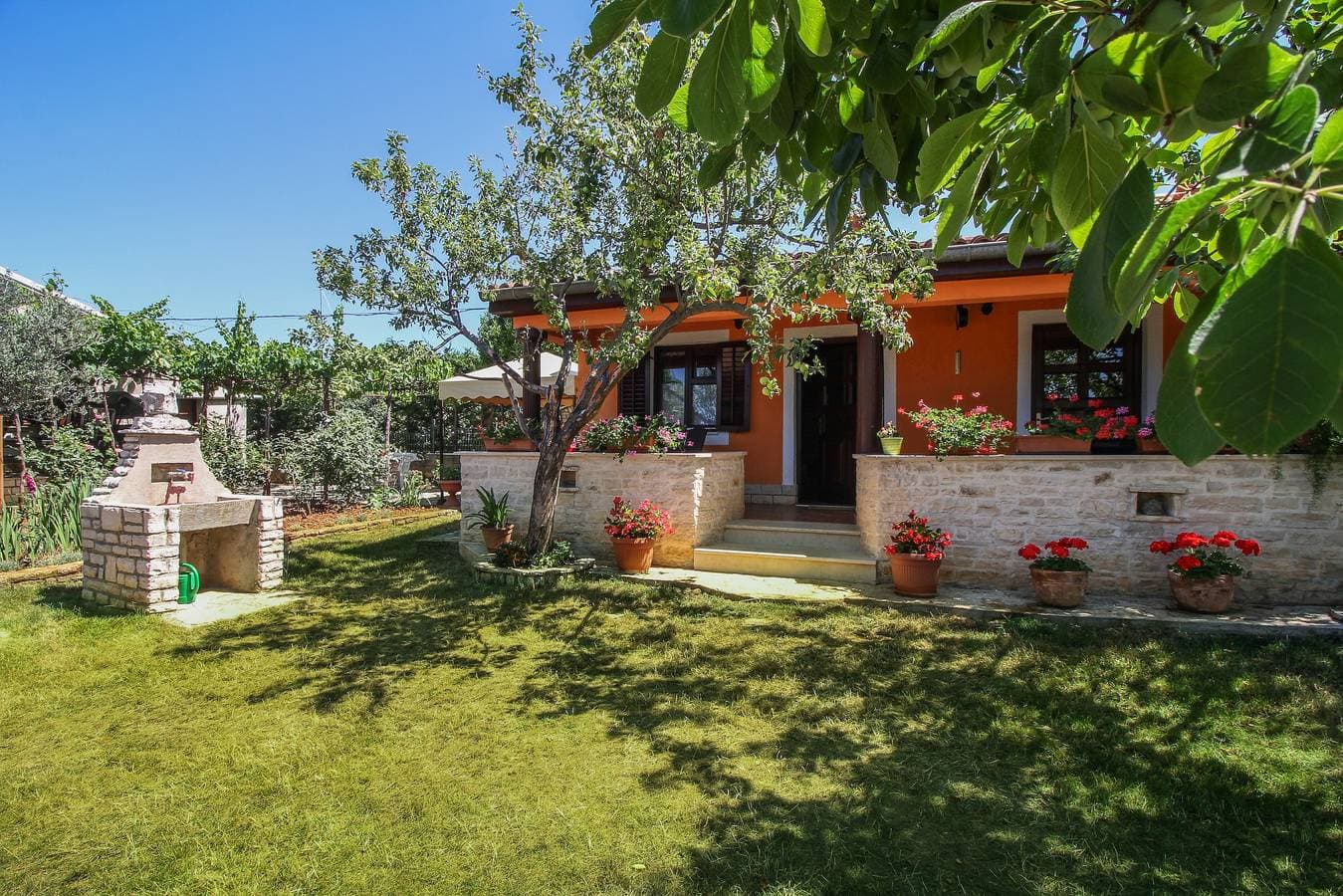 Foto 5 von 32: Ferienhaus Klen * ruhige Lage, großer Garten, Terrasse, WLAN