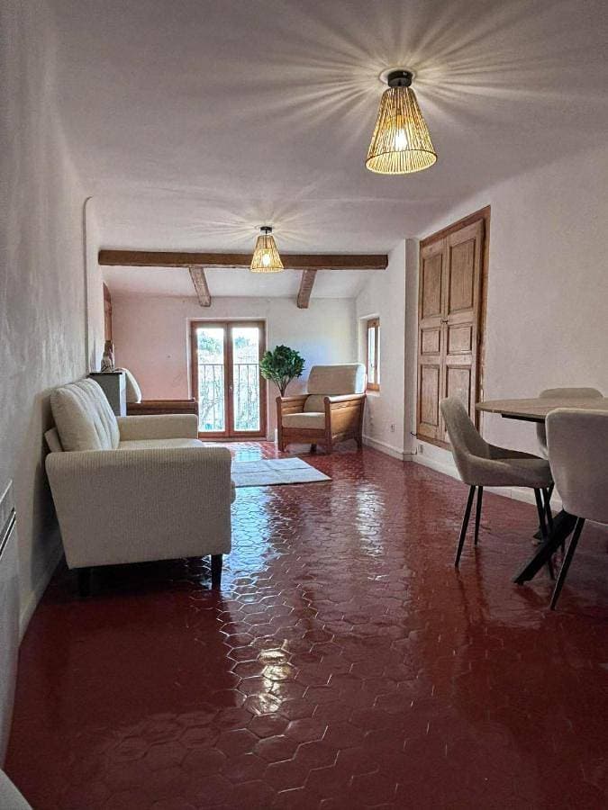 Au cœur de Moustiers-Sainte-Marie 1